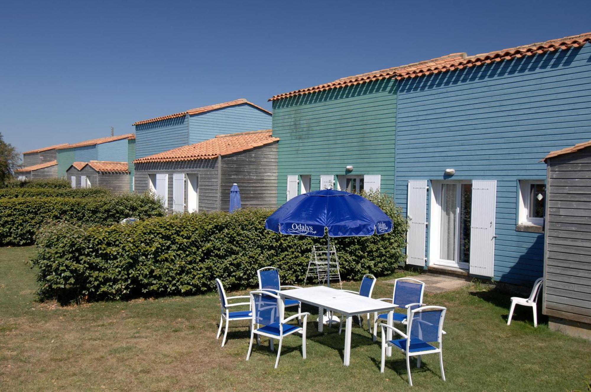 Residence Odalys Le Village Des Amareyeurs Le Château-dʼOléron Eksteriør bilde
