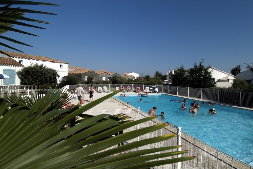 Residence Odalys Le Village Des Amareyeurs Le Château-dʼOléron Eksteriør bilde