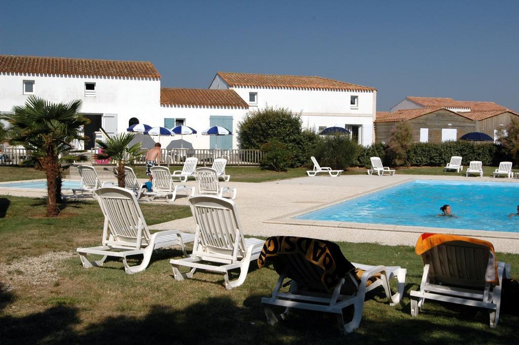 Residence Odalys Le Village Des Amareyeurs Le Château-dʼOléron Eksteriør bilde